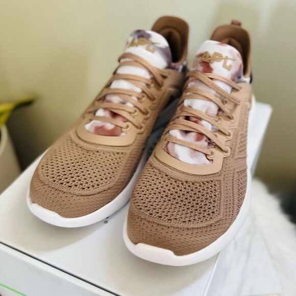 APL TechLoom Tracer Knit Training Tennis Shoe,‎ Tie Dye/Tan, Size 11 NWT - Picture 14 of 17